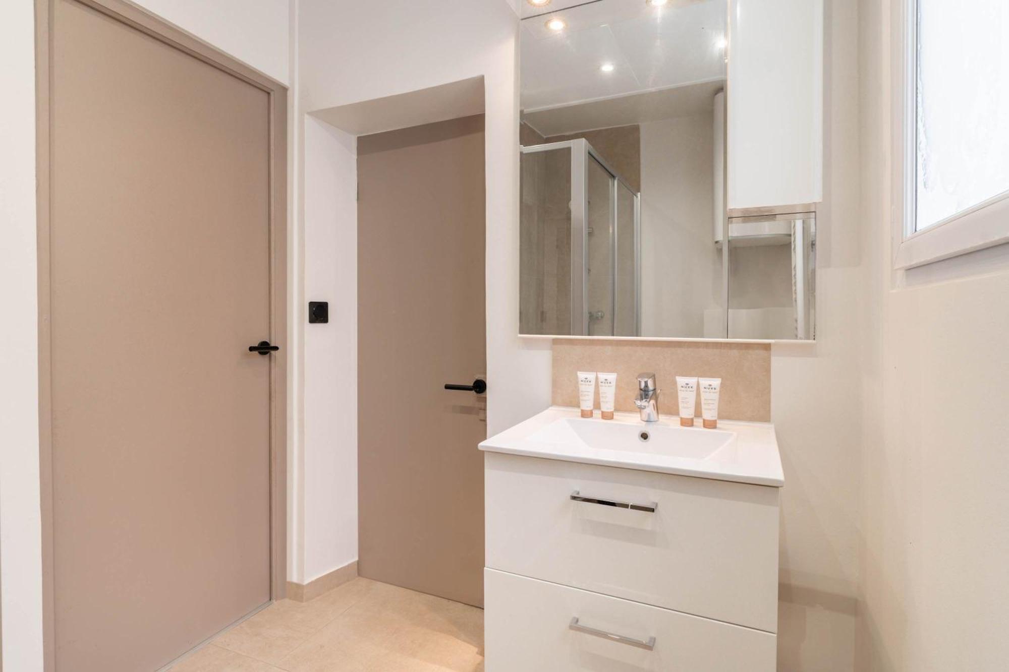 Family Apartment In Párizs Kültér fotó